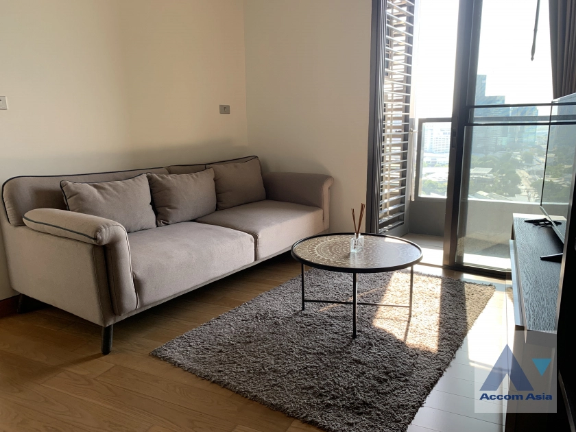  1  2 br Condominium For Rent in Sukhumvit ,Bangkok BTS Phrom Phong at The Lumpini 24 AA29549