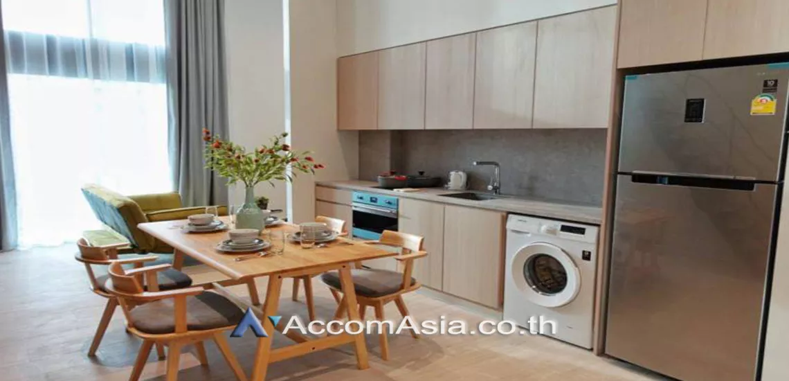 10  2 br Condominium For Rent in Silom ,Bangkok BTS Surasak at The Lofts Silom AA29550