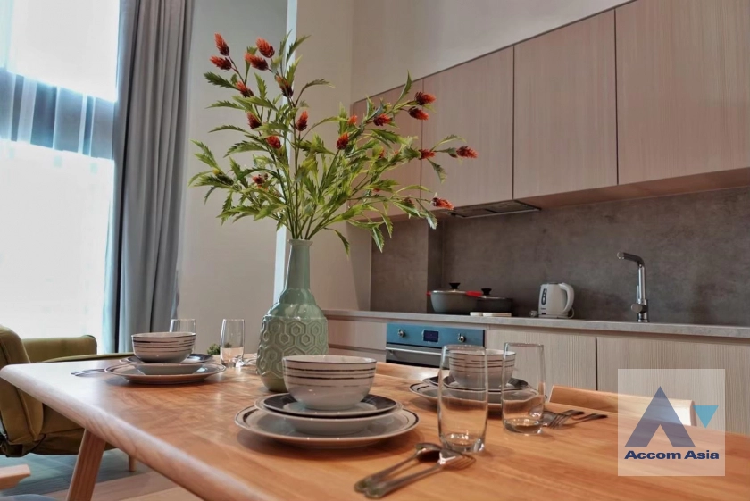 7  2 br Condominium for rent and sale in Silom ,Bangkok BTS Surasak at The Lofts Silom AA29550