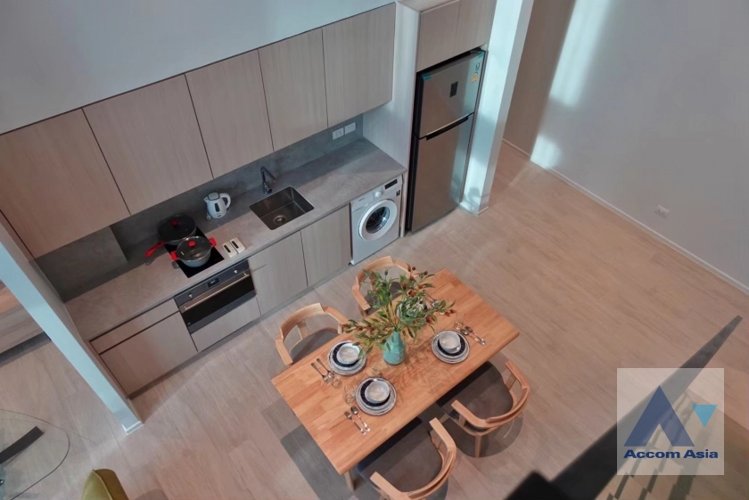 5  2 br Condominium for rent and sale in Silom ,Bangkok BTS Surasak at The Lofts Silom AA29550