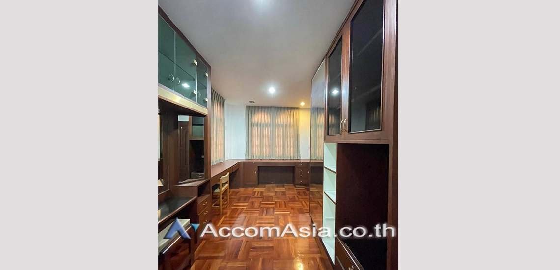 9  5 br House for rent and sale in Sukhumvit ,Bangkok BTS Thong Lo AA29561