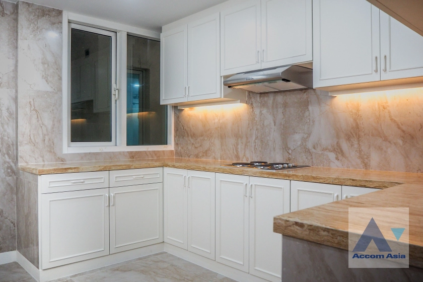 unit 3 Bedrooms  Condominium For Rent & Sale in Sukhumvit, Bangkok  near BTS Phrom Phong (AA29566)