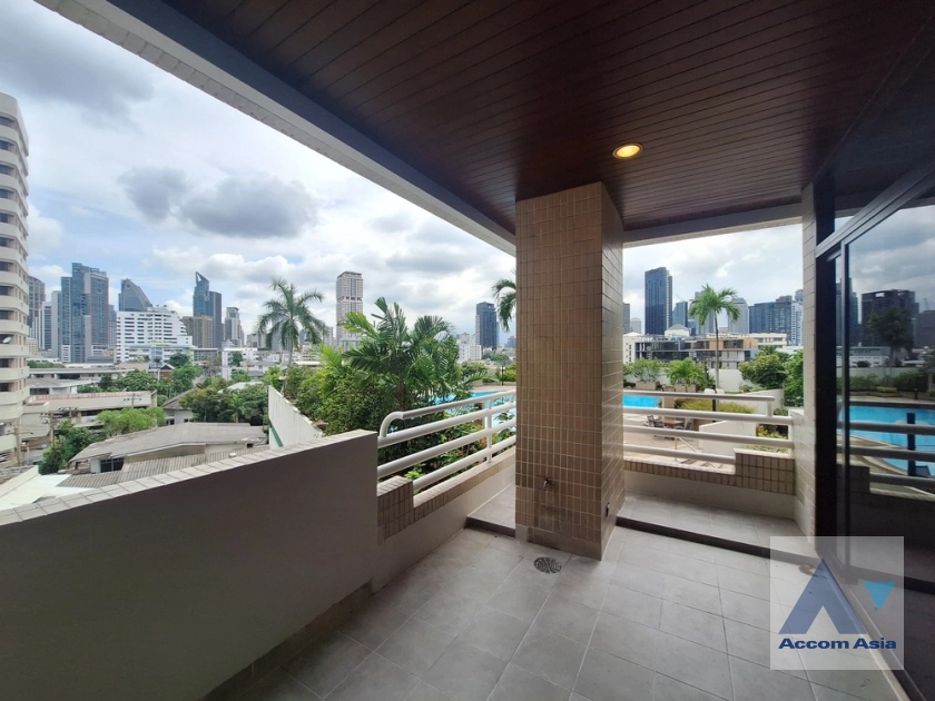 8  4 br Condominium For Rent in Sukhumvit ,Bangkok BTS Phrom Phong at Ruamsuk Condominium AA29577