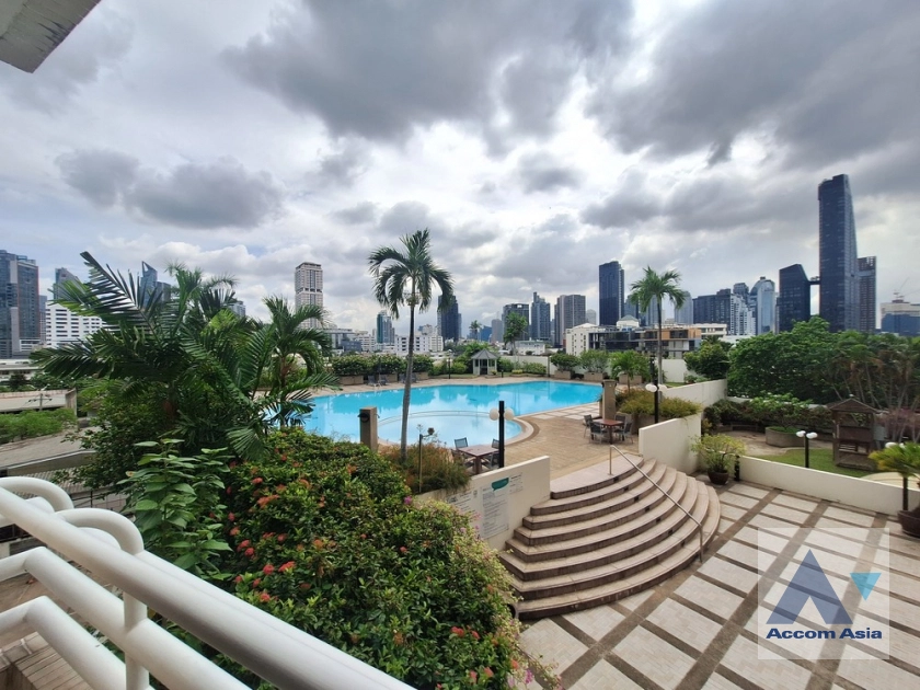 9  4 br Condominium For Rent in Sukhumvit ,Bangkok BTS Phrom Phong at Ruamsuk Condominium AA29577