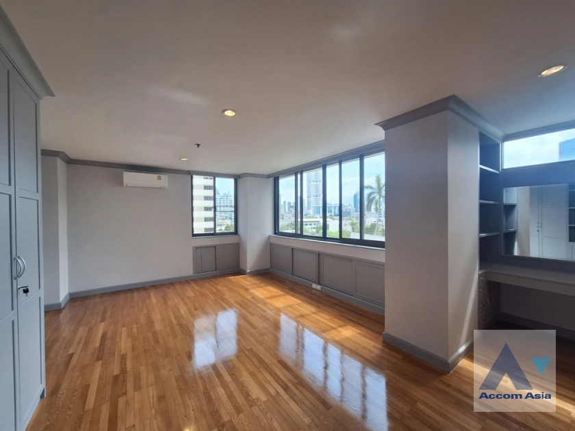 18  4 br Condominium For Rent in Sukhumvit ,Bangkok BTS Phrom Phong at Ruamsuk Condominium AA29577