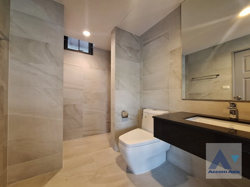 7  4 br Condominium For Rent in Sukhumvit ,Bangkok BTS Phrom Phong at Ruamsuk Condominium AA29577
