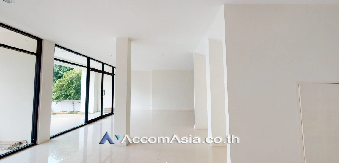 6  4 br House for rent and sale in Sukhumvit ,Bangkok BTS Punnawithi AA29583