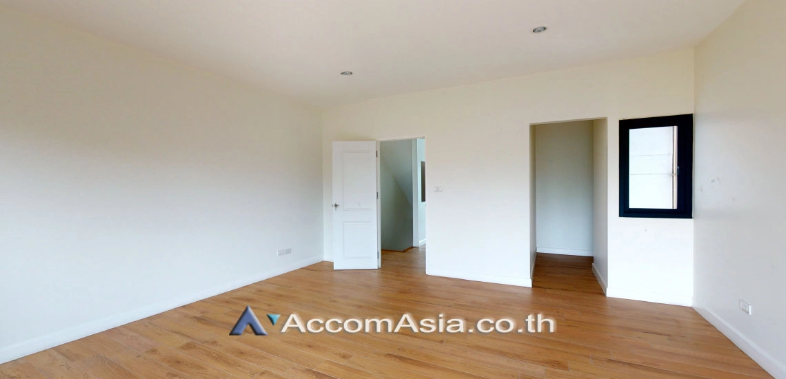 8  4 br House for rent and sale in Sukhumvit ,Bangkok BTS Punnawithi AA29583