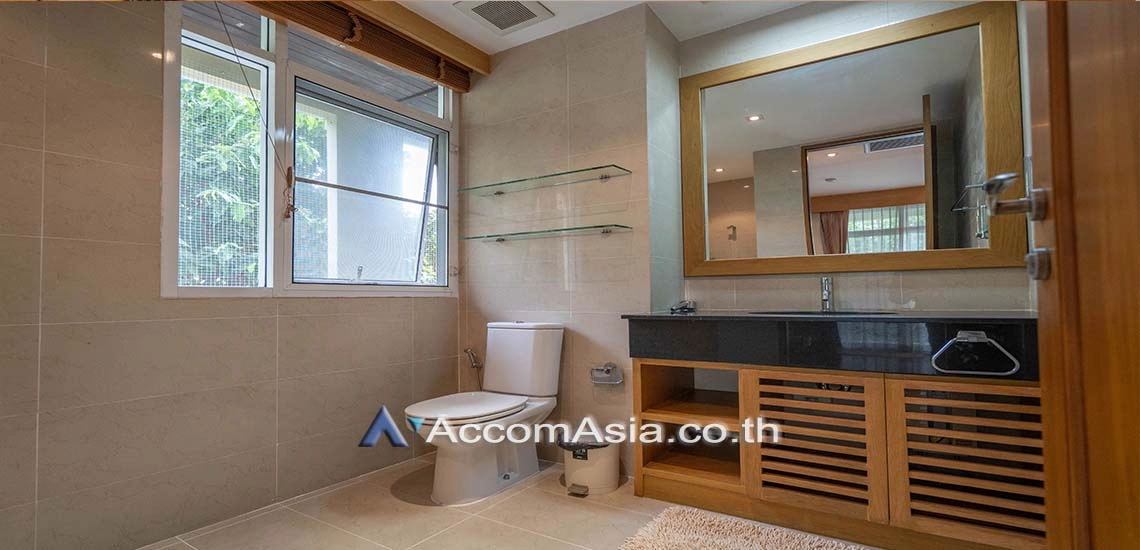 8  3 br Condominium For Sale in Sukhumvit ,Bangkok BTS Phrom Phong at Cadogan Private Residence AA29584