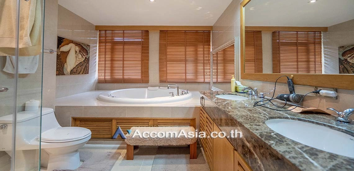 9  3 br Condominium For Sale in Sukhumvit ,Bangkok BTS Phrom Phong at Cadogan Private Residence AA29584