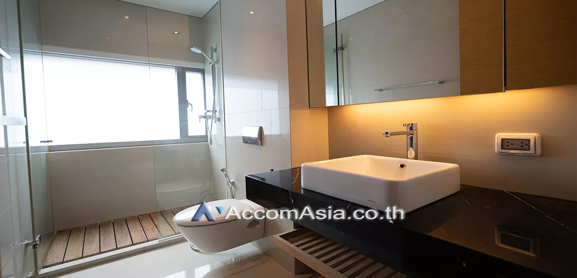 9  2 br Condominium For Rent in Silom ,Bangkok BTS Sala Daeng - MRT Silom at Saladaeng Residences AA29585