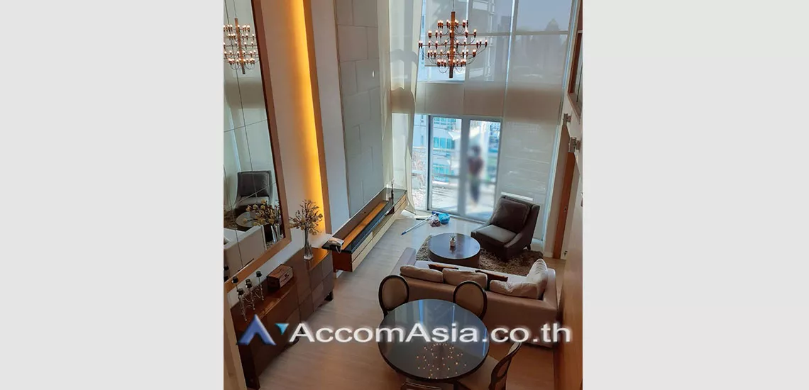 unit 1 Bedroom  Condominium For Rent in Ploenchit, Bangkok  near BTS Ratchadamri (AA29586)