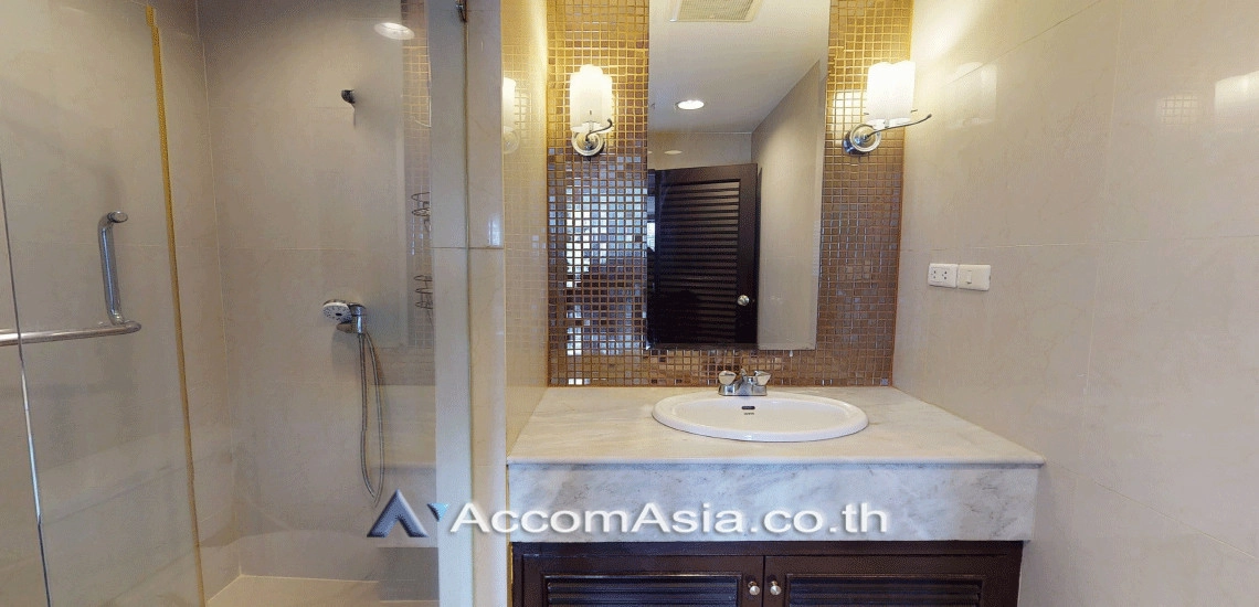 9  3 br Condominium For Rent in Sukhumvit ,Bangkok BTS Nana at Lake Green AA29611