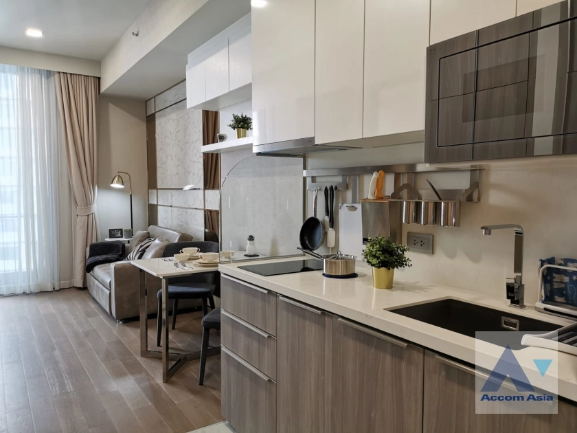 unit 1 Bedroom  Condominium For Rent in Sukhumvit, Bangkok  near BTS Asok - MRT Sukhumvit (AA29618)
