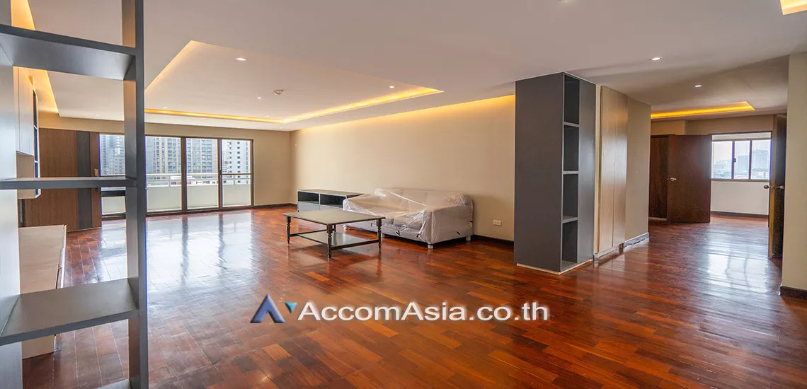 unitPet friendly |  3 Bedrooms  Condominium For Rent in Sukhumvit, Bangkok  near BTS Phrom Phong (AA29619)