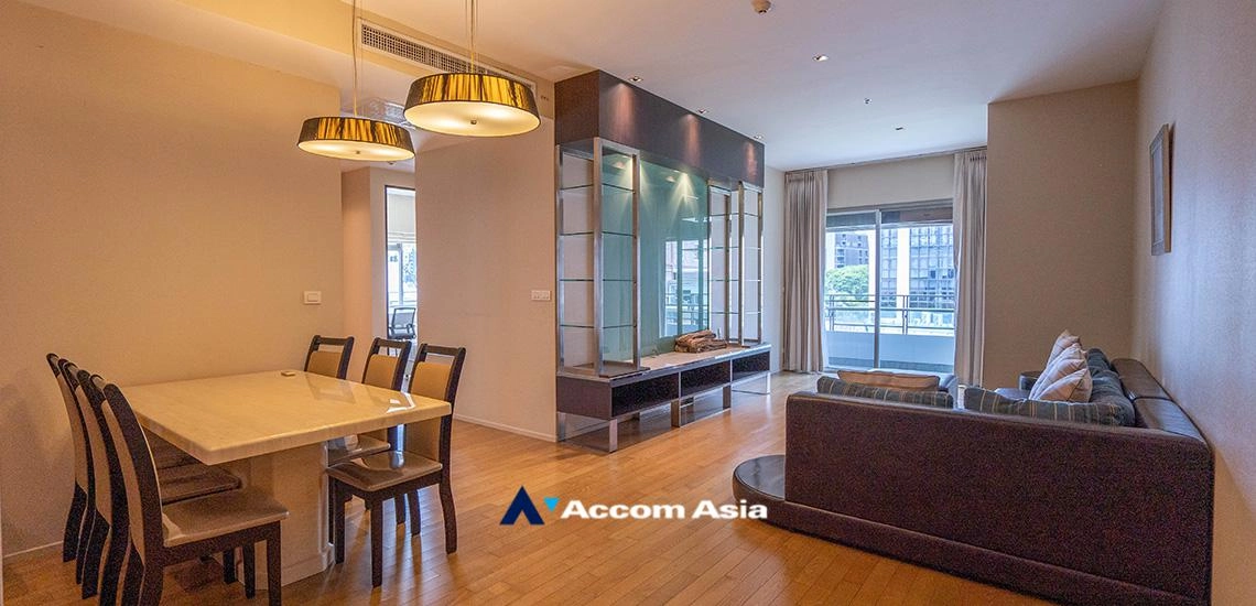 Pet friendly |  3 Bedrooms  Condominium For Rent & Sale in Sukhumvit, Bangkok  near BTS Phrom Phong (AA29634)