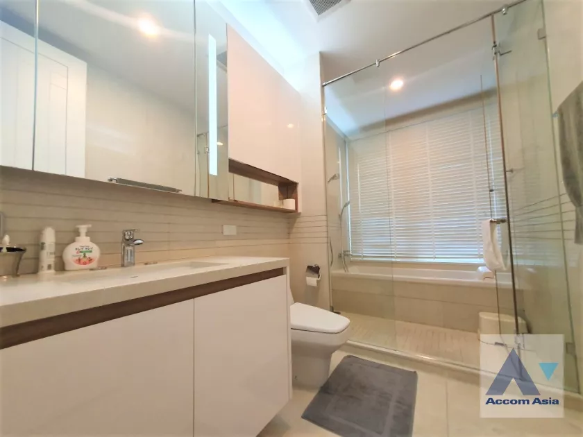 23  2 br Condominium for rent and sale in Ploenchit ,Bangkok BTS Chitlom at Q Langsuan  AA29642