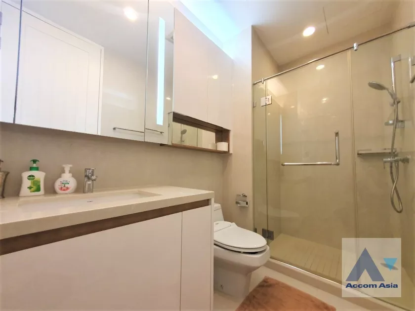 24  2 br Condominium for rent and sale in Ploenchit ,Bangkok BTS Chitlom at Q Langsuan  AA29642