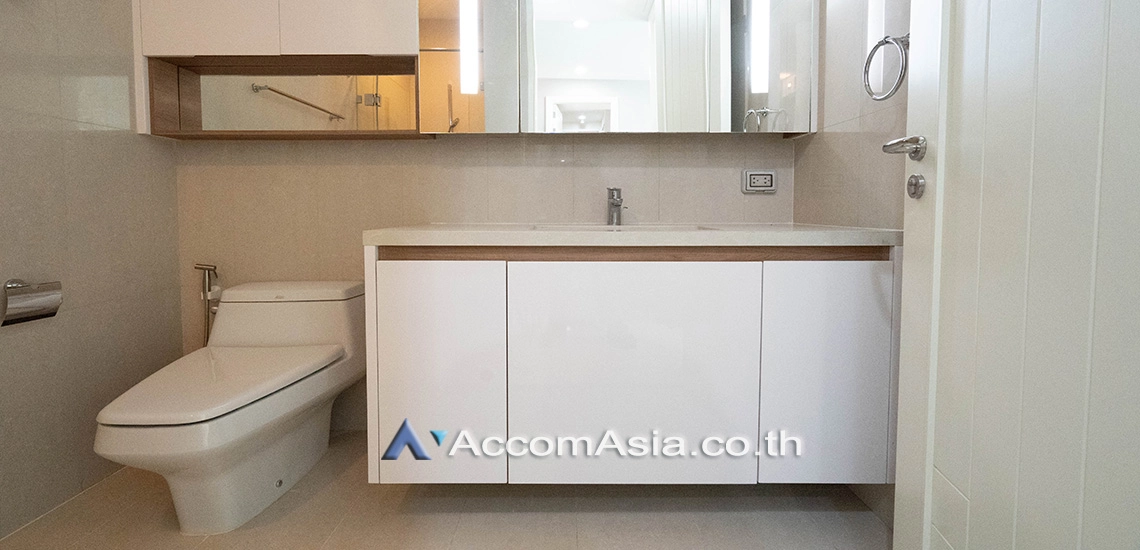 8  2 br Condominium For Rent in Ploenchit ,Bangkok BTS Chitlom at Q Langsuan  AA29643