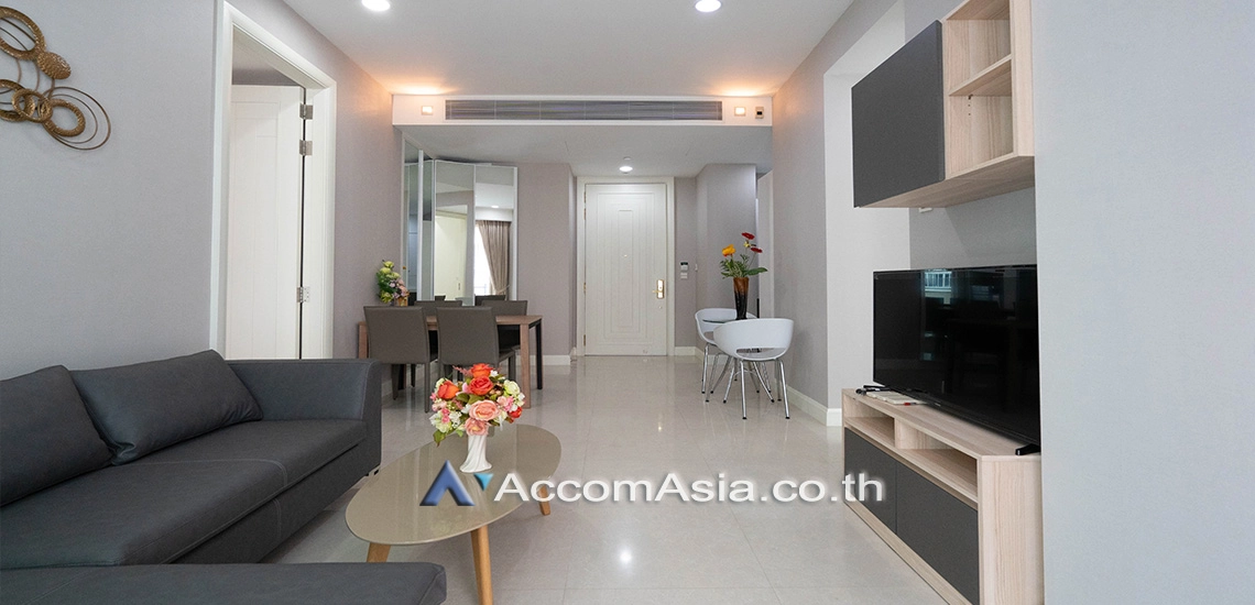 unit 2 Bedrooms  Condominium For Rent in Ploenchit, Bangkok  near BTS Chitlom (AA29643)