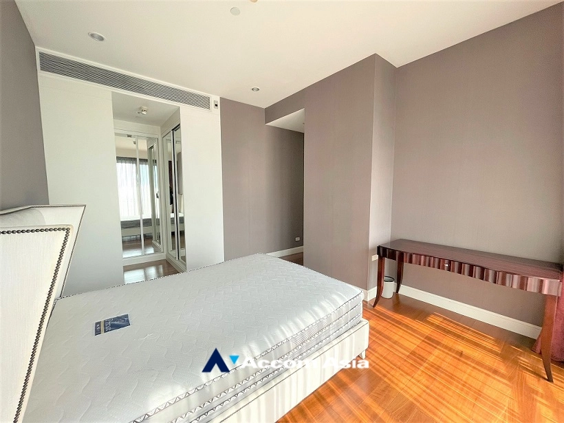 10  3 br Condominium for rent and sale in Ploenchit ,Bangkok BTS Chitlom at Q Langsuan  AA29645