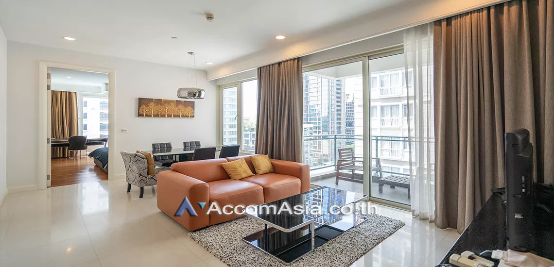  2 Bedrooms  Condominium For Rent in Ploenchit, Bangkok  near BTS Chitlom (AA29649)