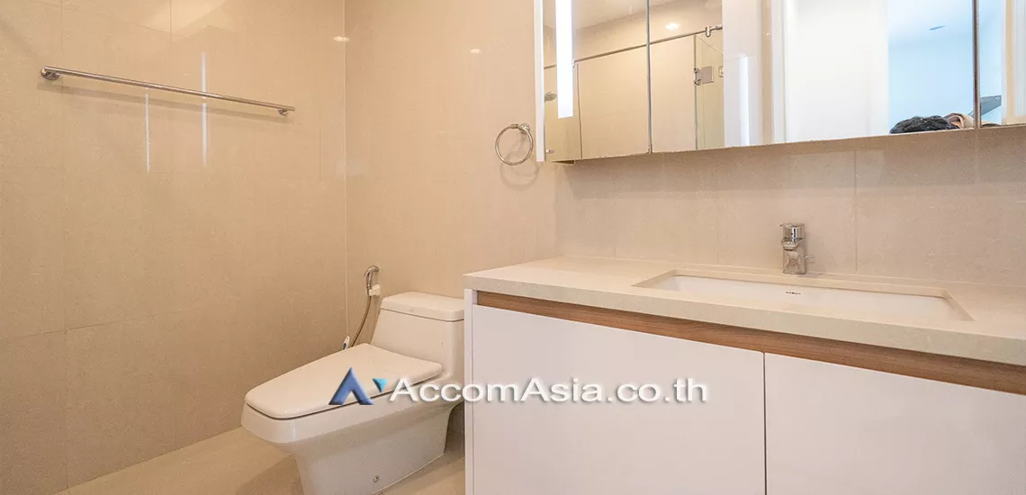 8  2 br Condominium For Rent in Ploenchit ,Bangkok BTS Chitlom at Q Langsuan  AA29652