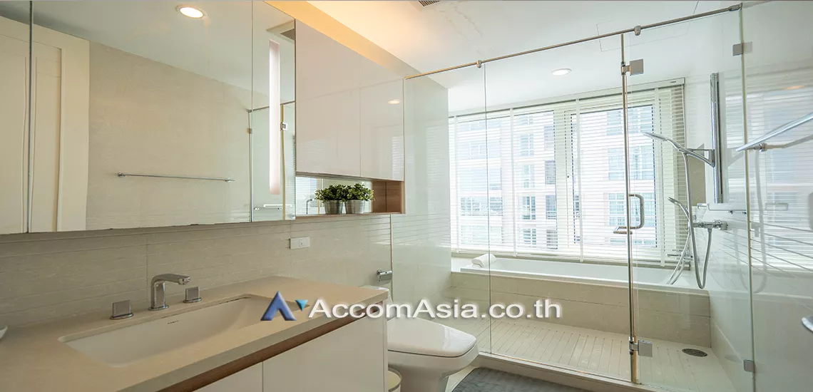 9  2 br Condominium For Rent in Ploenchit ,Bangkok BTS Chitlom at Q Langsuan  AA29652