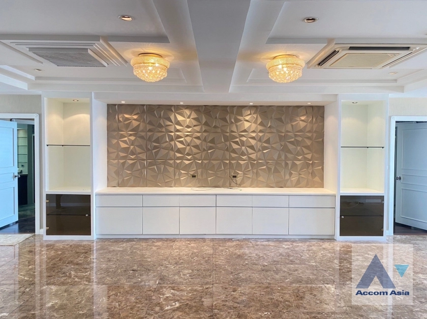 unitPet friendly |  3 Bedrooms  Condominium For Rent & Sale in Sukhumvit, Bangkok  (AA29653)