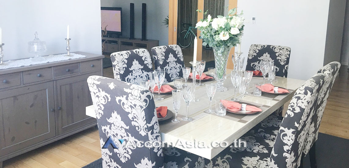 unit 3 Bedrooms  Condominium For Rent in Sukhumvit, Bangkok  near BTS Asok - MRT Sukhumvit (AA29661)