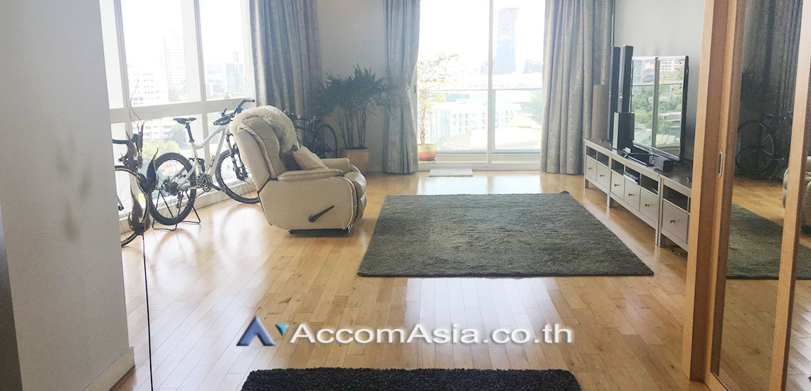 unit 3 Bedrooms  Condominium For Rent in Sukhumvit, Bangkok  near BTS Asok - MRT Sukhumvit (AA29661)