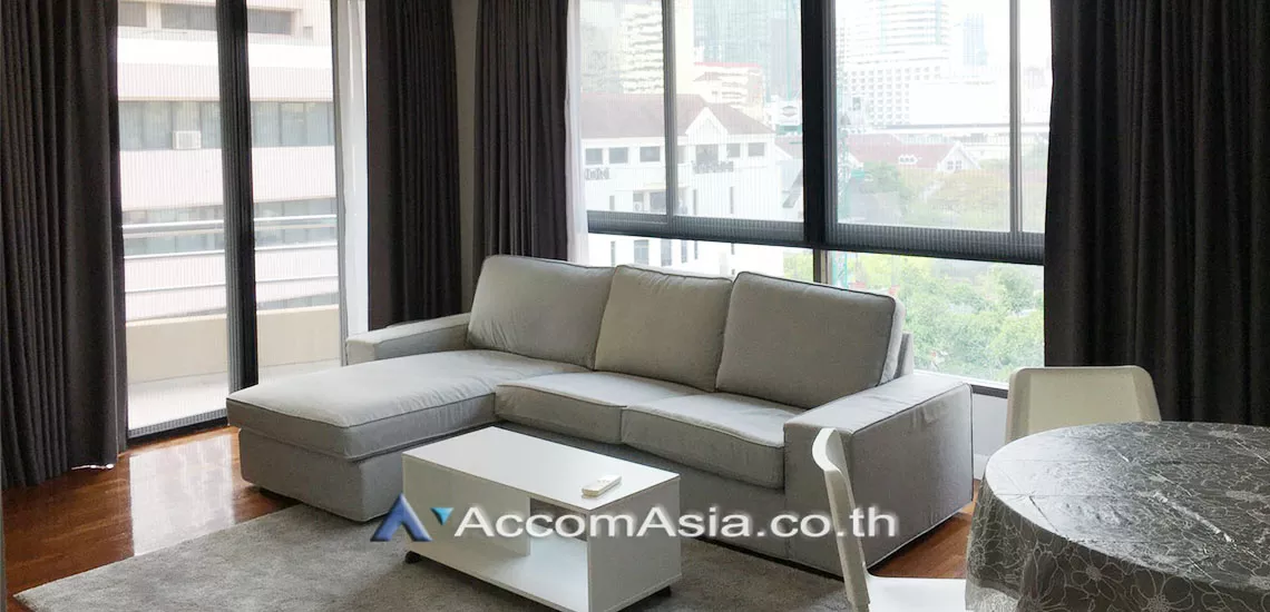  2 Bedrooms  Condominium For Rent in Ploenchit, Bangkok  near BTS Chitlom (AA29671)