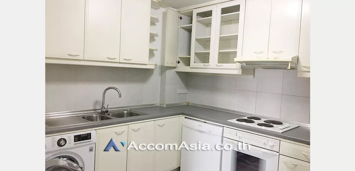 9  2 br Condominium For Rent in Ploenchit ,Bangkok BTS Chitlom at Baan Na Varang AA29671