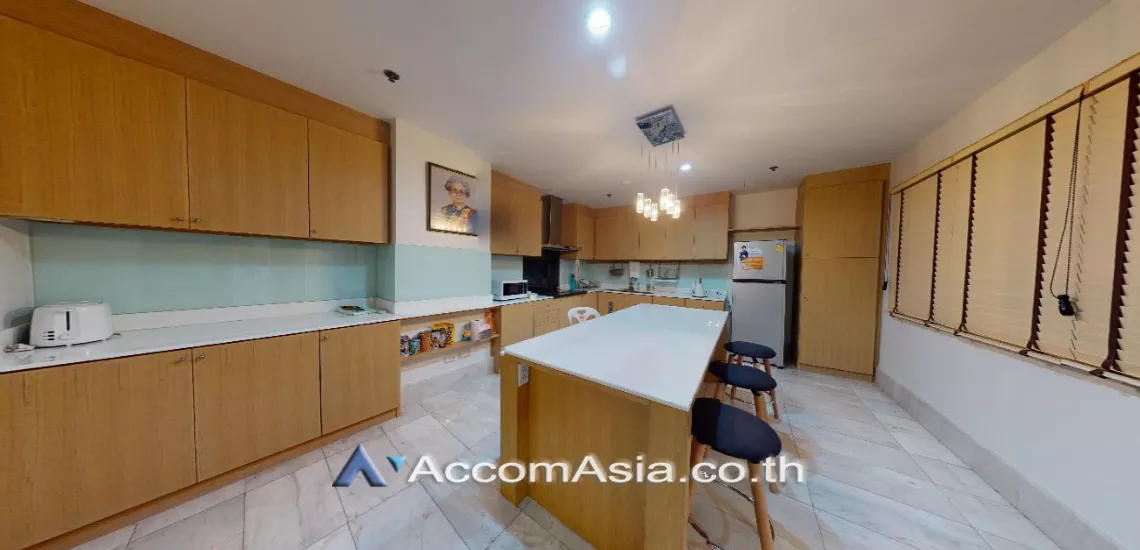4  2 br Condominium For Sale in Sukhumvit ,Bangkok BTS Phrom Phong at 33 Tower AA29685