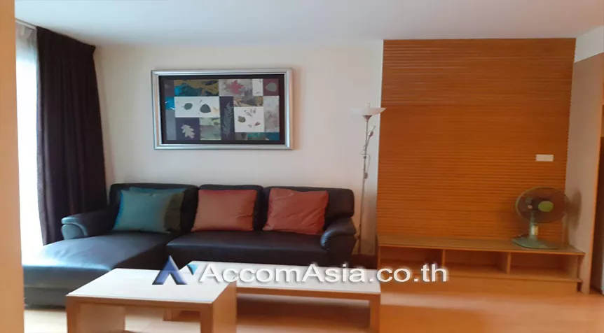 unit 2 Bedrooms  Condominium For Rent in Sukhumvit, Bangkok  near BTS Ekkamai (AA29686)
