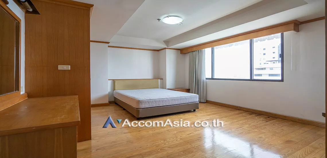 8  3 br Apartment For Rent in Sukhumvit ,Bangkok BTS Ekkamai at Comfort living and well service AA29696