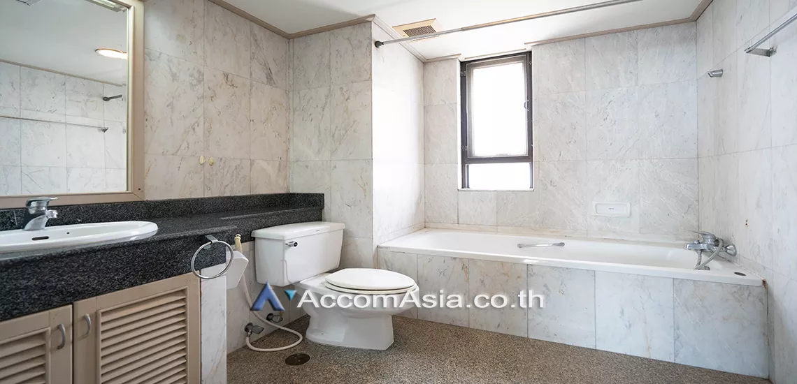 12  3 br Apartment For Rent in Sukhumvit ,Bangkok BTS Ekkamai at Comfort living and well service AA29696