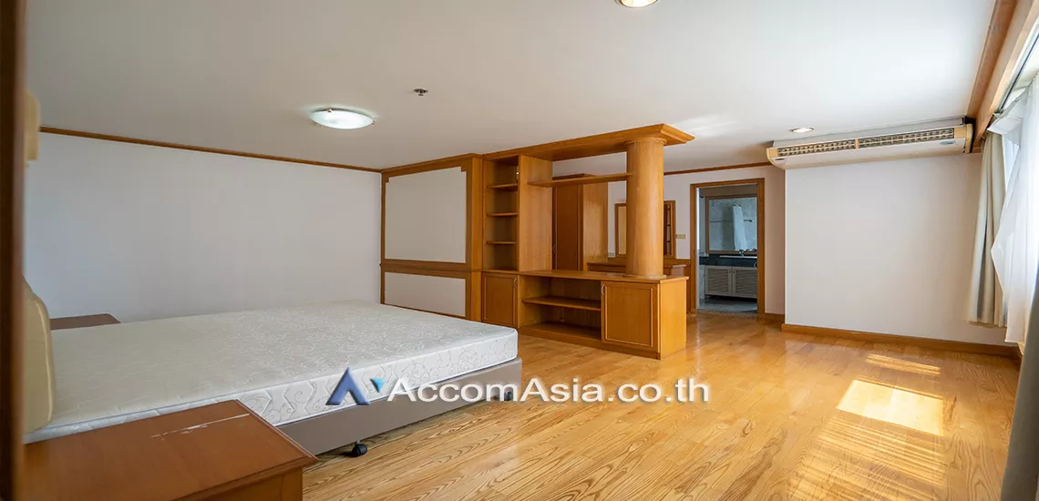 10  3 br Apartment For Rent in Sukhumvit ,Bangkok BTS Ekkamai at Comfort living and well service AA29696
