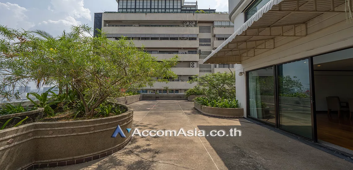 6  3 br Apartment For Rent in Sukhumvit ,Bangkok BTS Ekkamai at Comfort living and well service AA29696