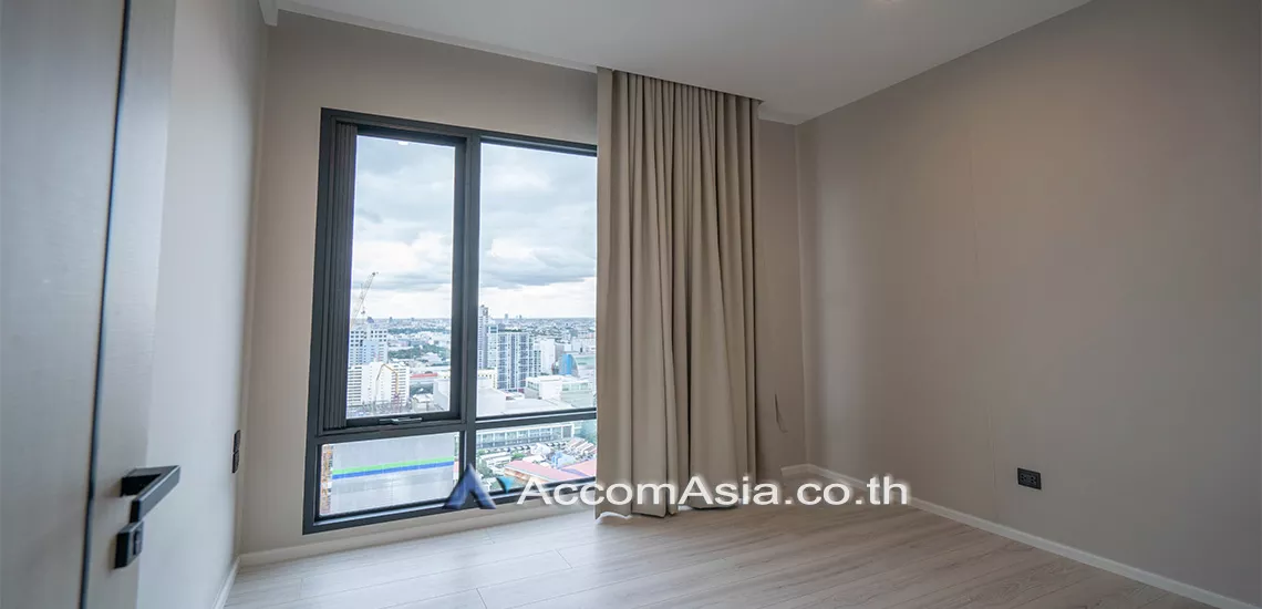 9  4 br Condominium For Rent in Phaholyothin ,Bangkok BTS Phaya Thai at The Room Phayathai   AA29724