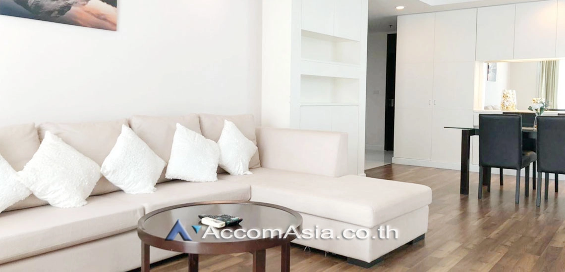 unit 2 Bedrooms  Condominium For Rent in Ploenchit, Bangkok  near BTS Ratchadamri (AA29727)