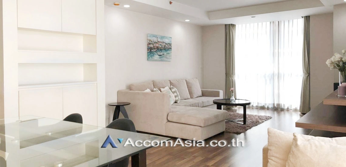 unit 2 Bedrooms  Condominium For Rent in Ploenchit, Bangkok  near BTS Ratchadamri (AA29727)