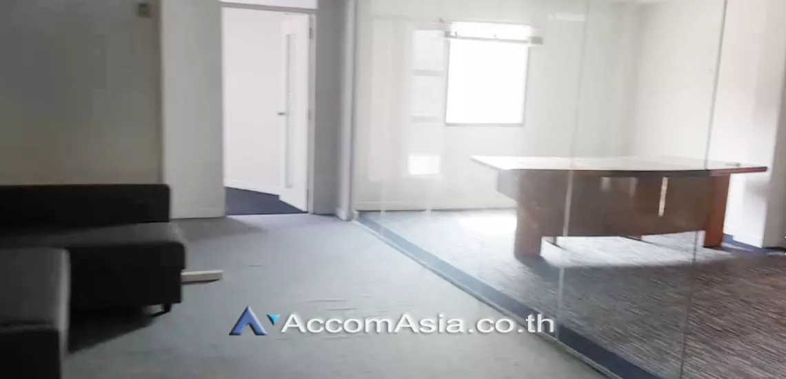 6  Building For Sale in Ratchadaphisek ,Bangkok MRT Huai Khwang AA29734