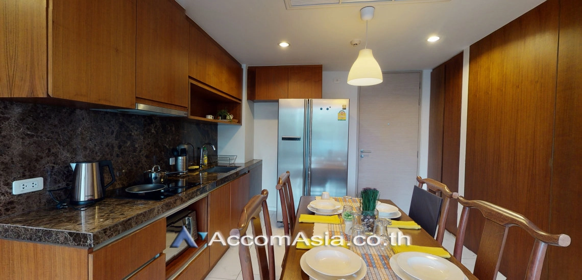 unitSiamese Thirty Nine Condominium