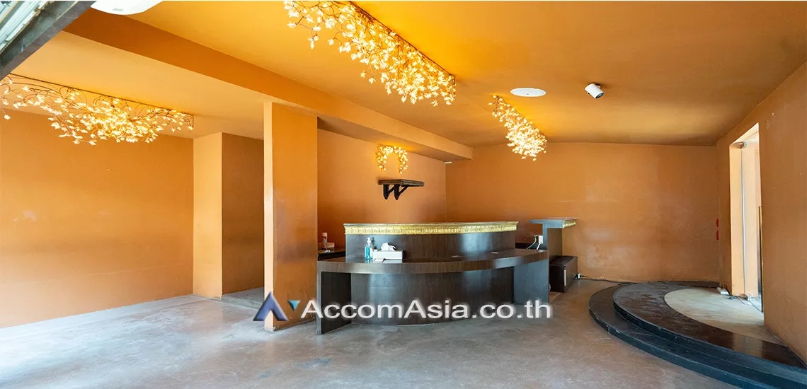 unitHome Office |  10 Bedrooms  House For Rent in Sukhumvit, Bangkok  near BTS Phrom Phong (AA29769)