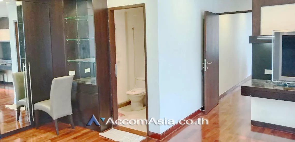 5  2 br Condominium For Rent in Ploenchit ,Bangkok BTS Chitlom at Urbana Langsuan AA29772