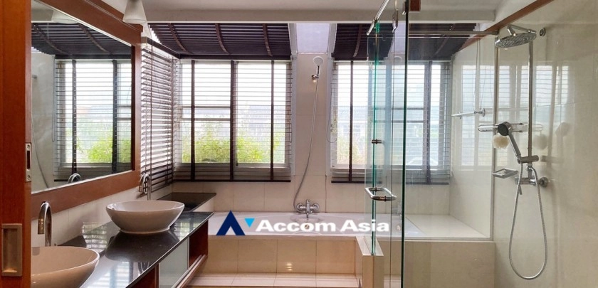15  3 br Townhouse for rent and sale in Sukhumvit ,Bangkok BTS Thong Lo at Townhouse in Sukhumvit AA29775