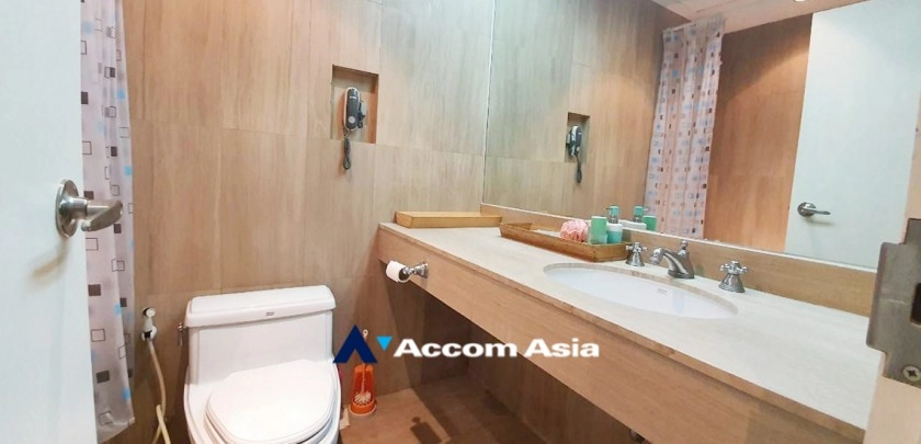 10  1 br Condominium For Sale in Ploenchit ,Bangkok BTS Chitlom at Langsuan Ville AA29782
