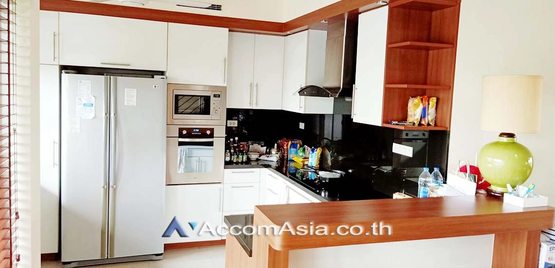 6  3 br Apartment For Rent in Phaholyothin ,Bangkok BTS Ari at Contemporary Modern Boutique AA29784