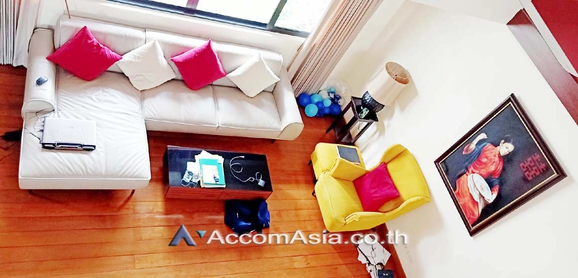 Duplex Condo |  Contemporary Modern Boutique Apartment  3 Bedroom for Rent BTS Ari in Phaholyothin Bangkok